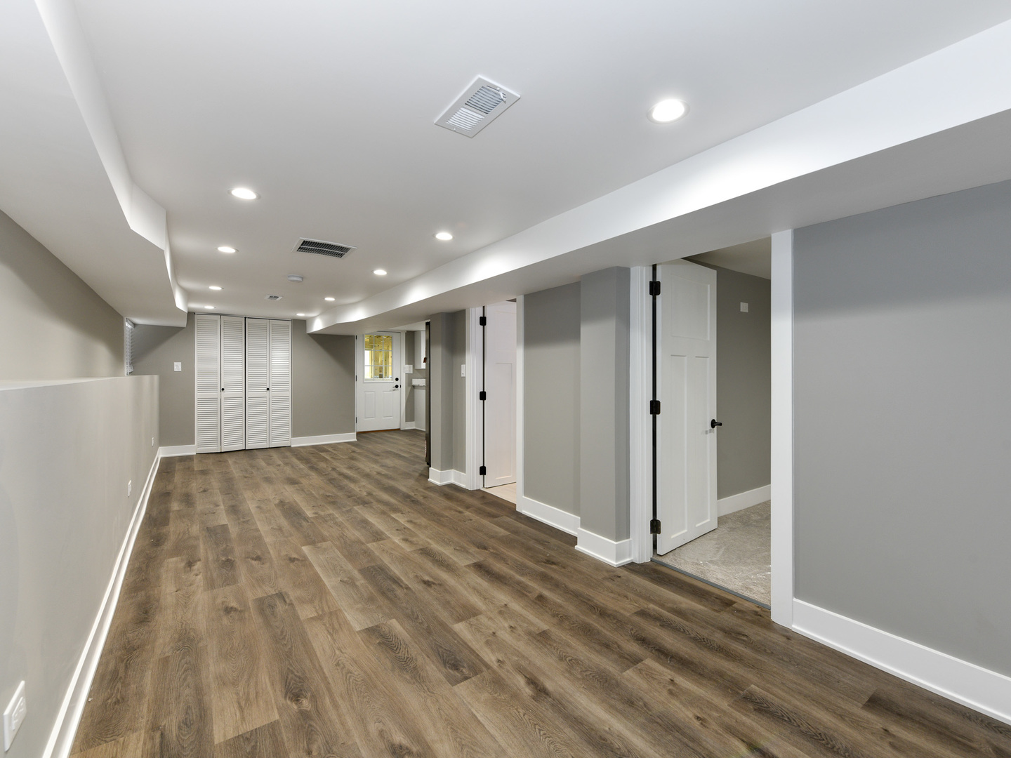 2613 North Rutherford Avenue Chicago, IL 60707 - Photo 28 of 34 Gallery Image 28