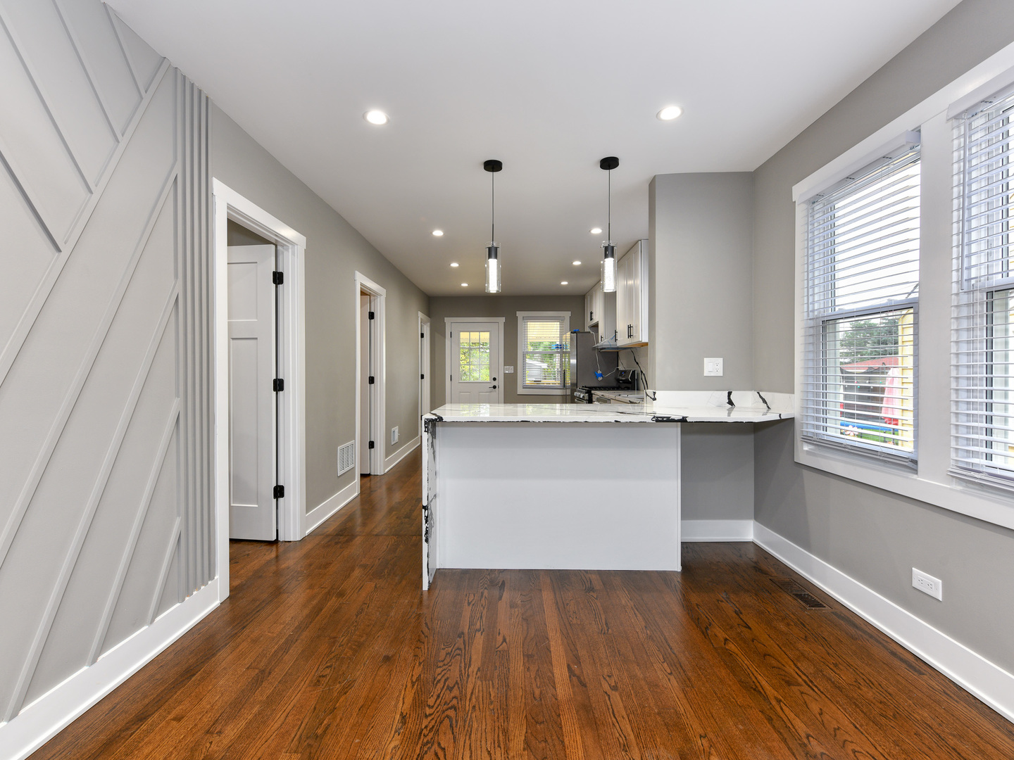 2613 North Rutherford Avenue Chicago, IL 60707 - Photo 7 of 34 Gallery Image 7