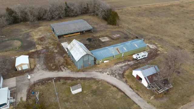 $339,999 | 1412 Northwest 96th Street, Newton, KS 67114