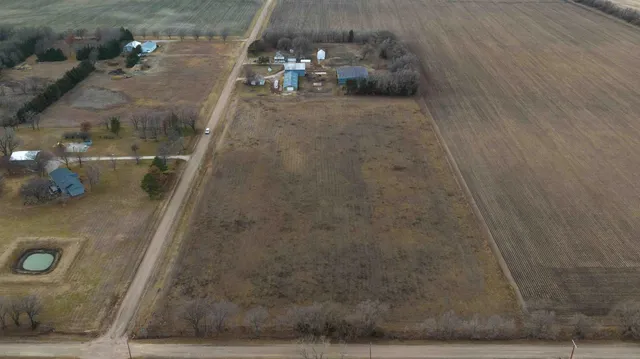 $339,999 | 1412 Northwest 96th Street, Newton, KS 67114