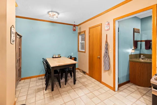 $339,999 | 1412 Northwest 96th Street, Newton, KS 67114