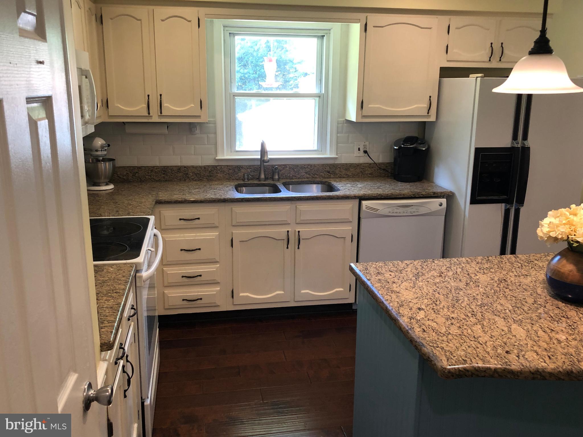7457 Robin Road La Plata, MD 20646 - Photo 17 of 45 Kitchen