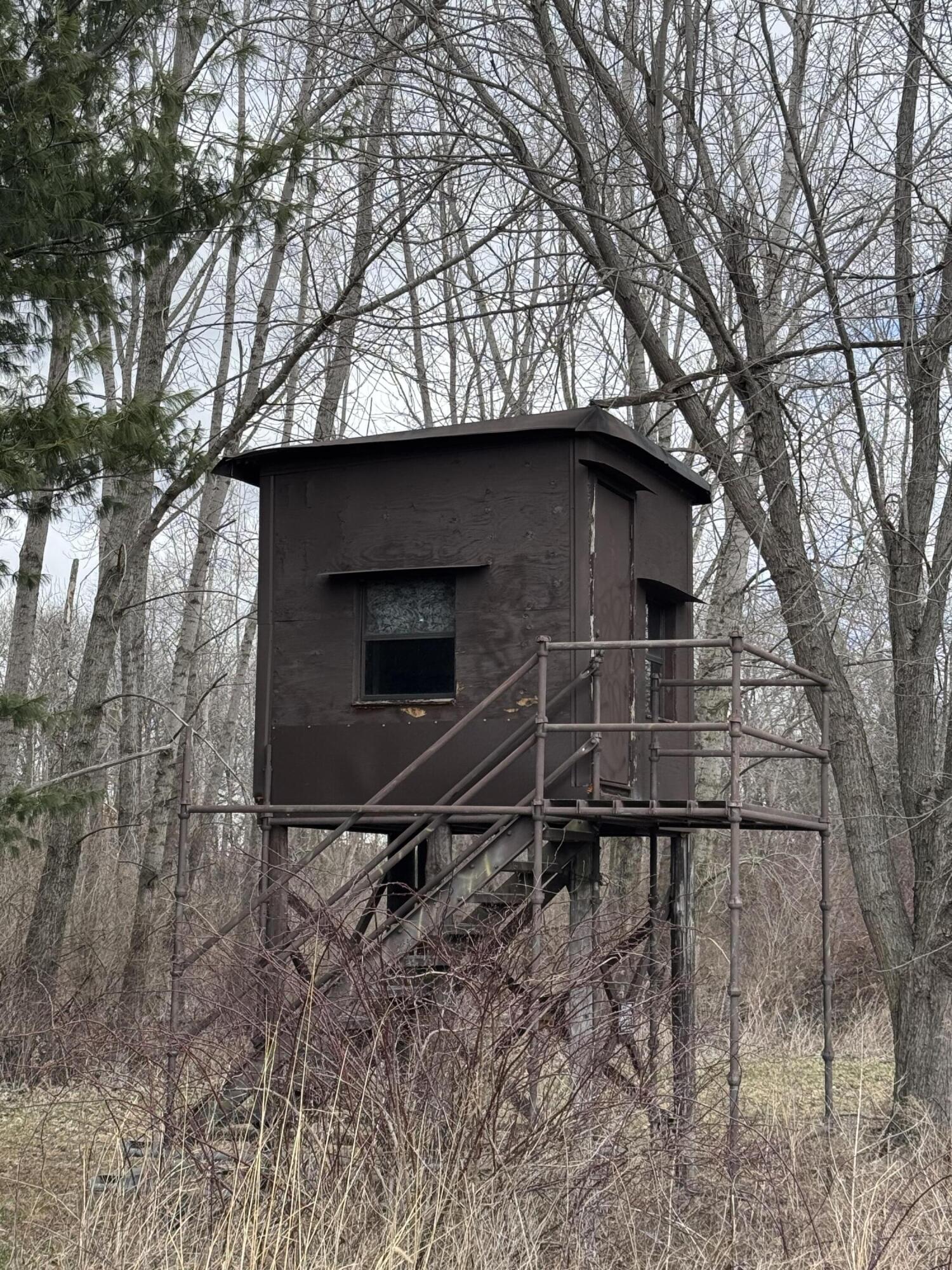 784 West 700 North Rensselaer, IN 47978 - Photo 3 of 3 a brick house with a large tree