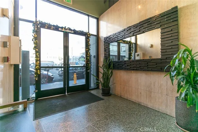 $347,000 | 746 South Los Angeles Street, Unit 1009, Los Angeles, CA 90014