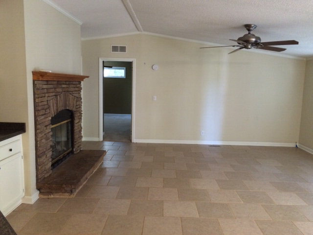 9370 Brighton Avenue Elberta, AL 36530 - Photo 4 of 14 Living Room