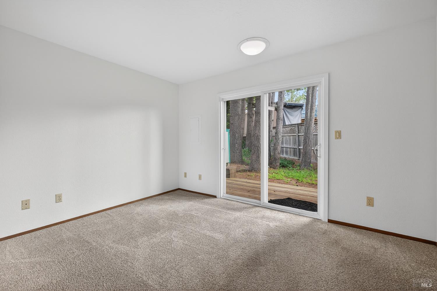 505 Norlee Street Sebastopol, CA 95472 - Photo 12 of 35
