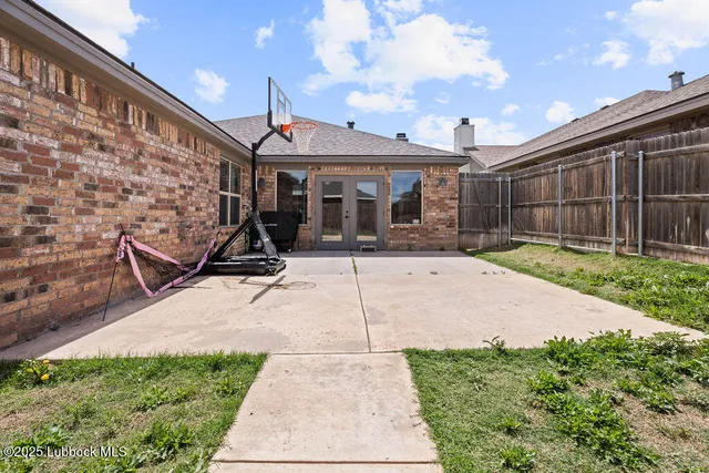 $330,000 | 10305 Avenue X, Lubbock, TX 79423