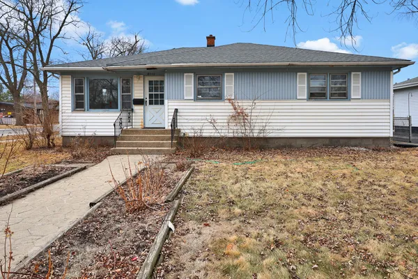 $165,000 | 18446 Glen Oak Avenue, Lansing, IL 60438
