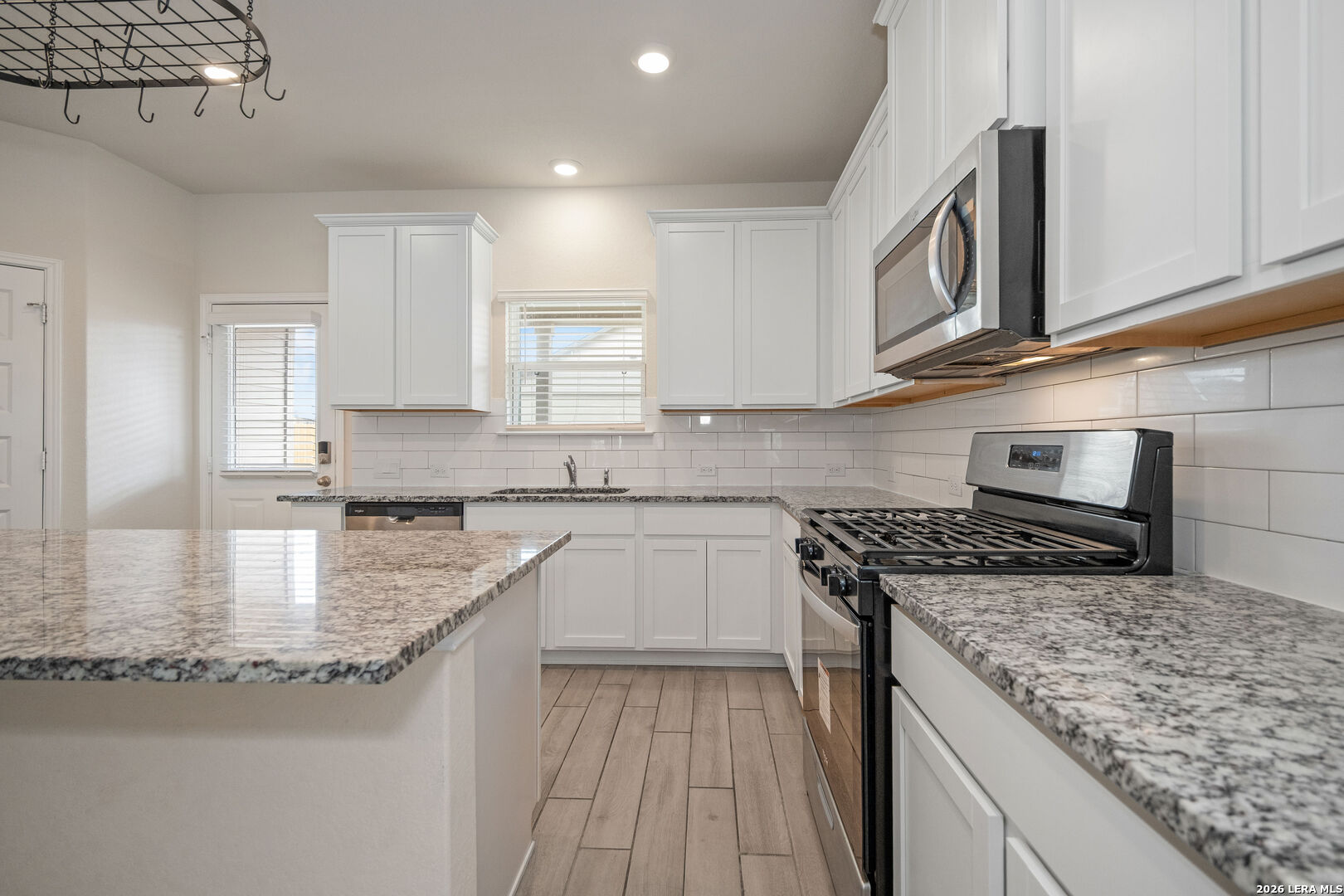 618 Bronze Streme Cibolo, TX 78108 - Photo 11 of 30