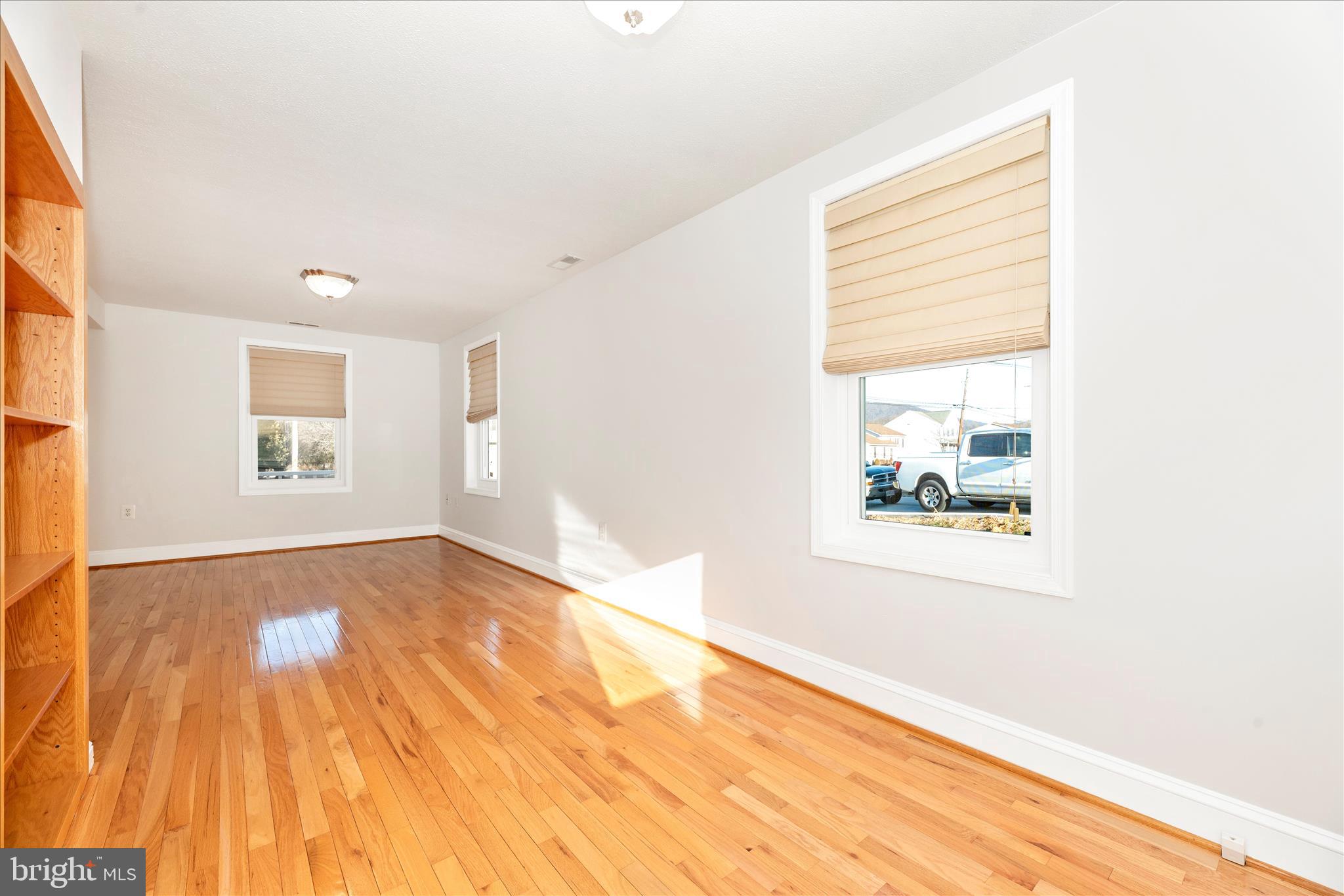 124 Emmitsburg Road Thurmont, MD 21788 - Photo 22 of 56 P8A_2904