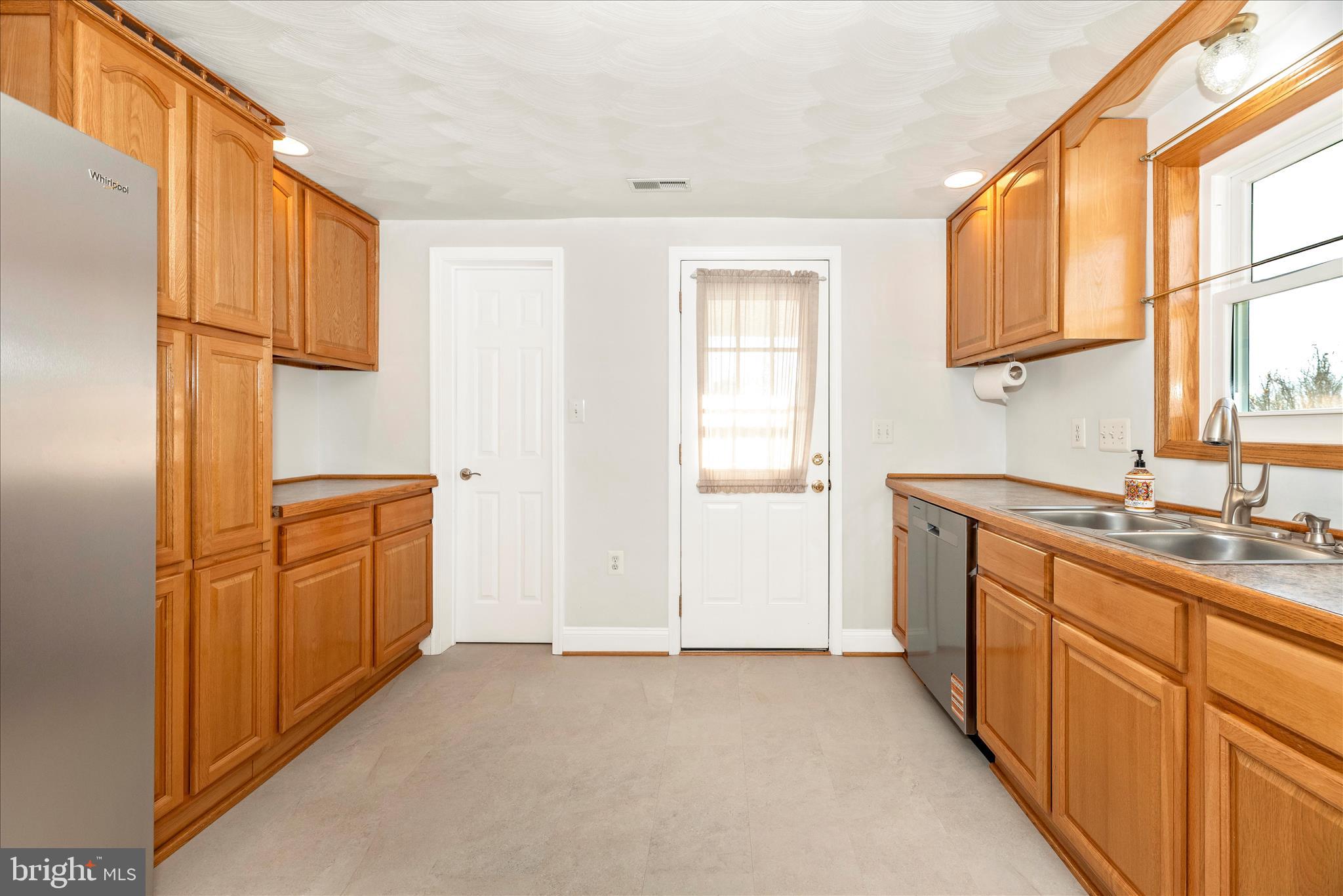 124 Emmitsburg Road Thurmont, MD 21788 - Photo 29 of 56 P8A_2911