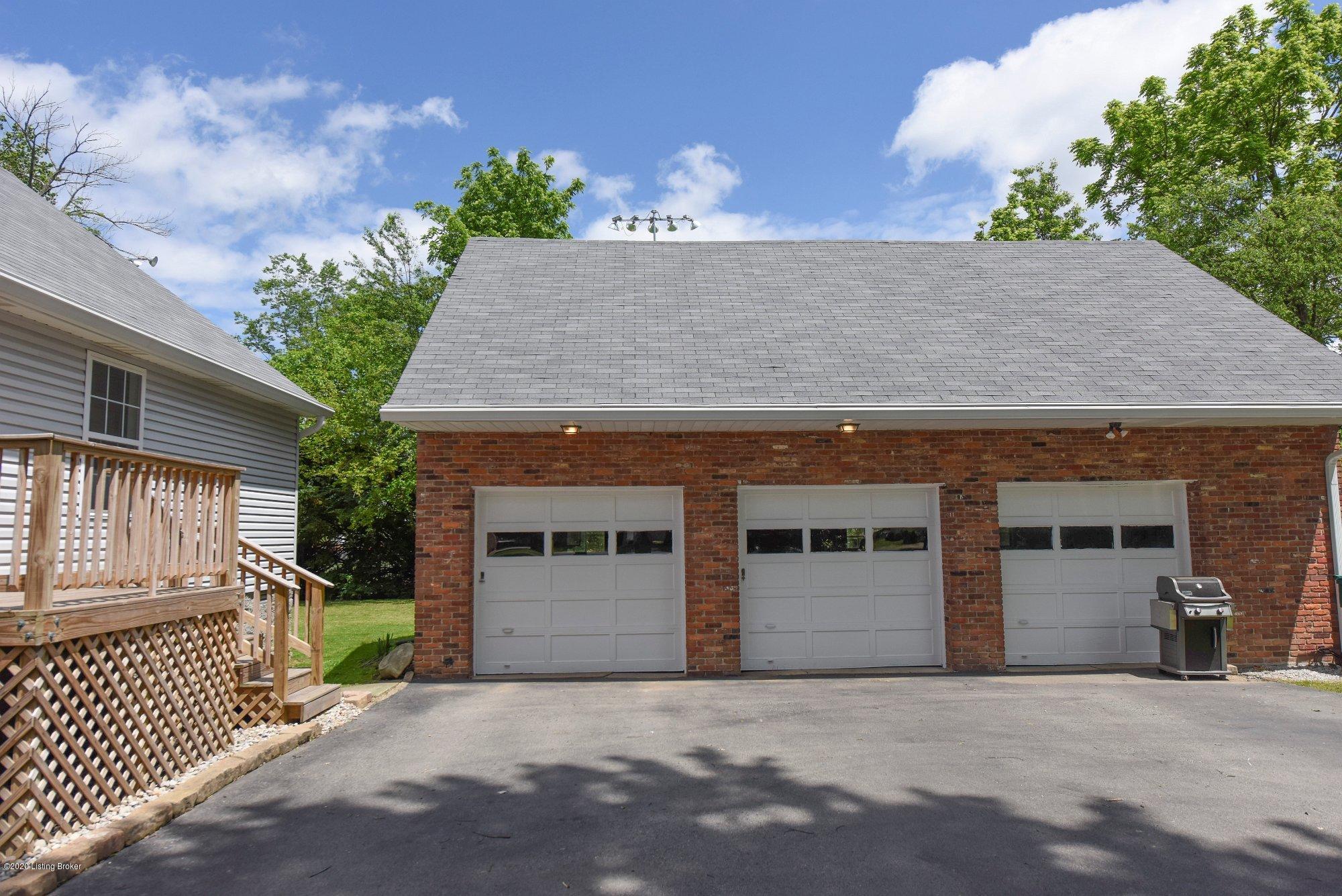 8913 Ferndale Road Louisville, KY 40291 - Photo 36 of 44 8913 Ferndale Rd