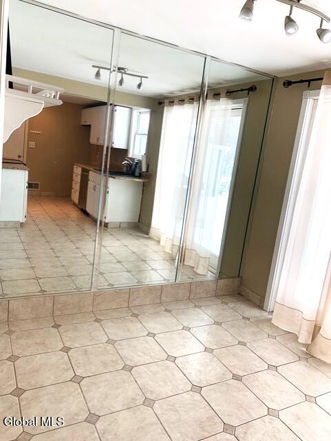 68 Thimbleberry Road Ballston Spa, NY 12020 - Photo 10 of 28 Kitch5