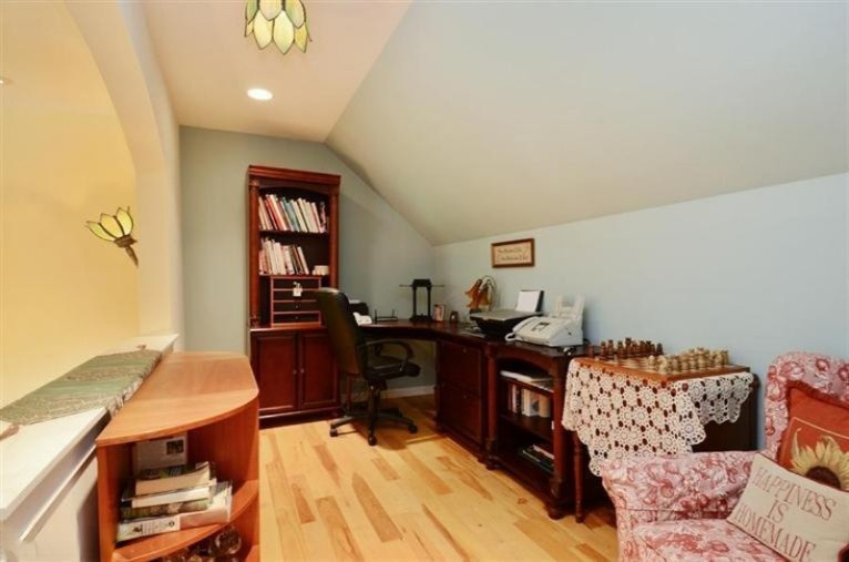16225 Lakeside Road Three Oaks, MI 49128 - Photo 13 of 32 Office