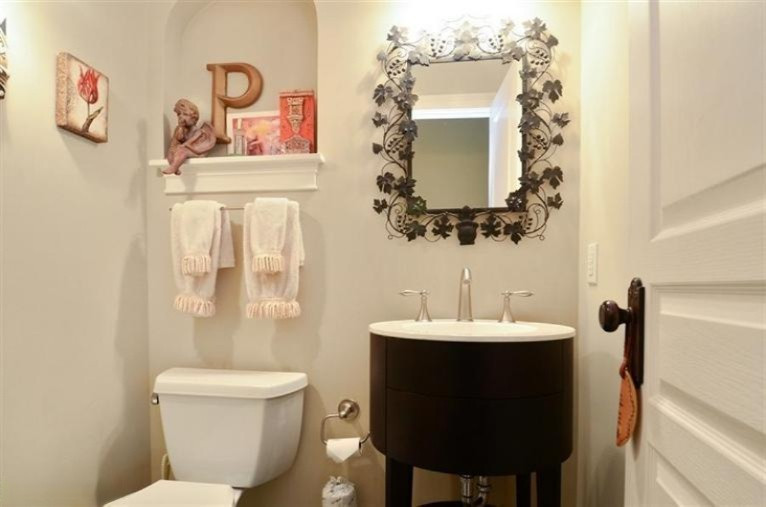 16225 Lakeside Road Three Oaks, MI 49128 - Photo 14 of 32 1/2 Bath