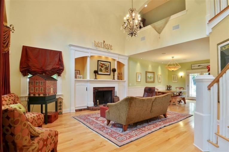 16225 Lakeside Road Three Oaks, MI 49128 - Photo 3 of 32 Great Room