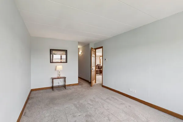 $185,000 | 1 Renaissance Place, Unit 1022, Palatine, IL 60067