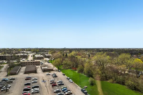 $185,000 | 1 Renaissance Place, Unit 1022, Palatine, IL 60067