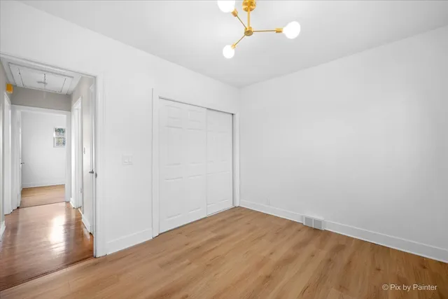 $400,000 | 28524 West Main Street, Barrington, IL 60010