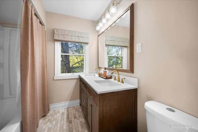 $400,000 | 28524 West Main Street, Barrington, IL 60010