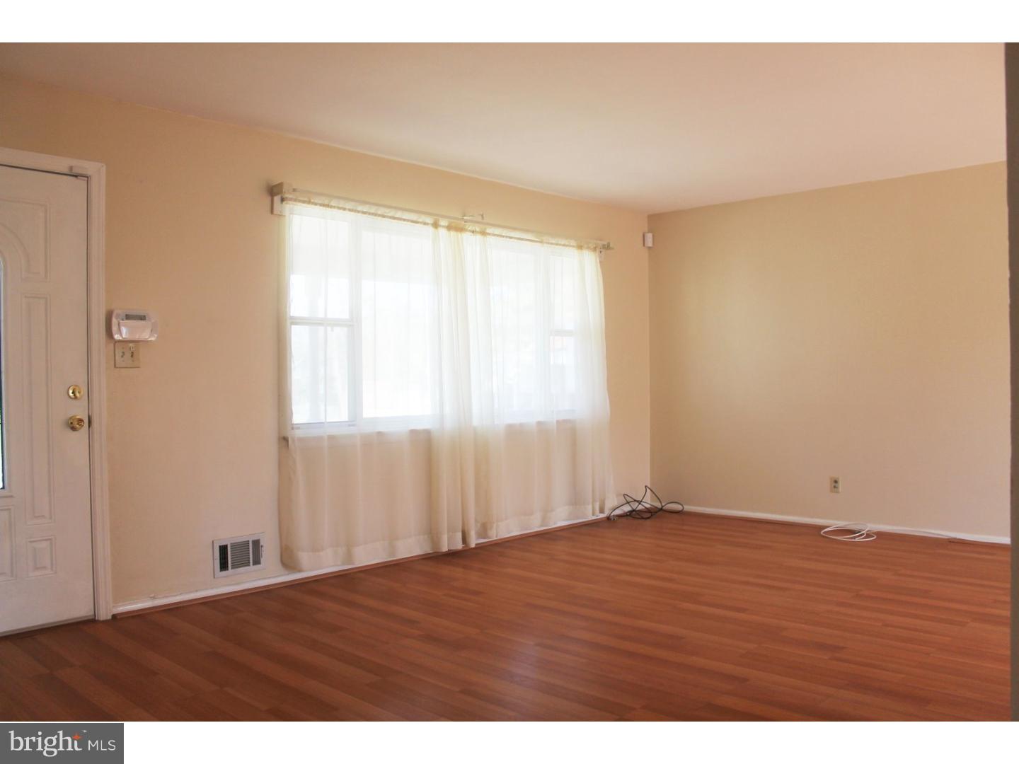 60 Hilton Road Mount Holly, NJ 08060 - Photo 5 of 23
