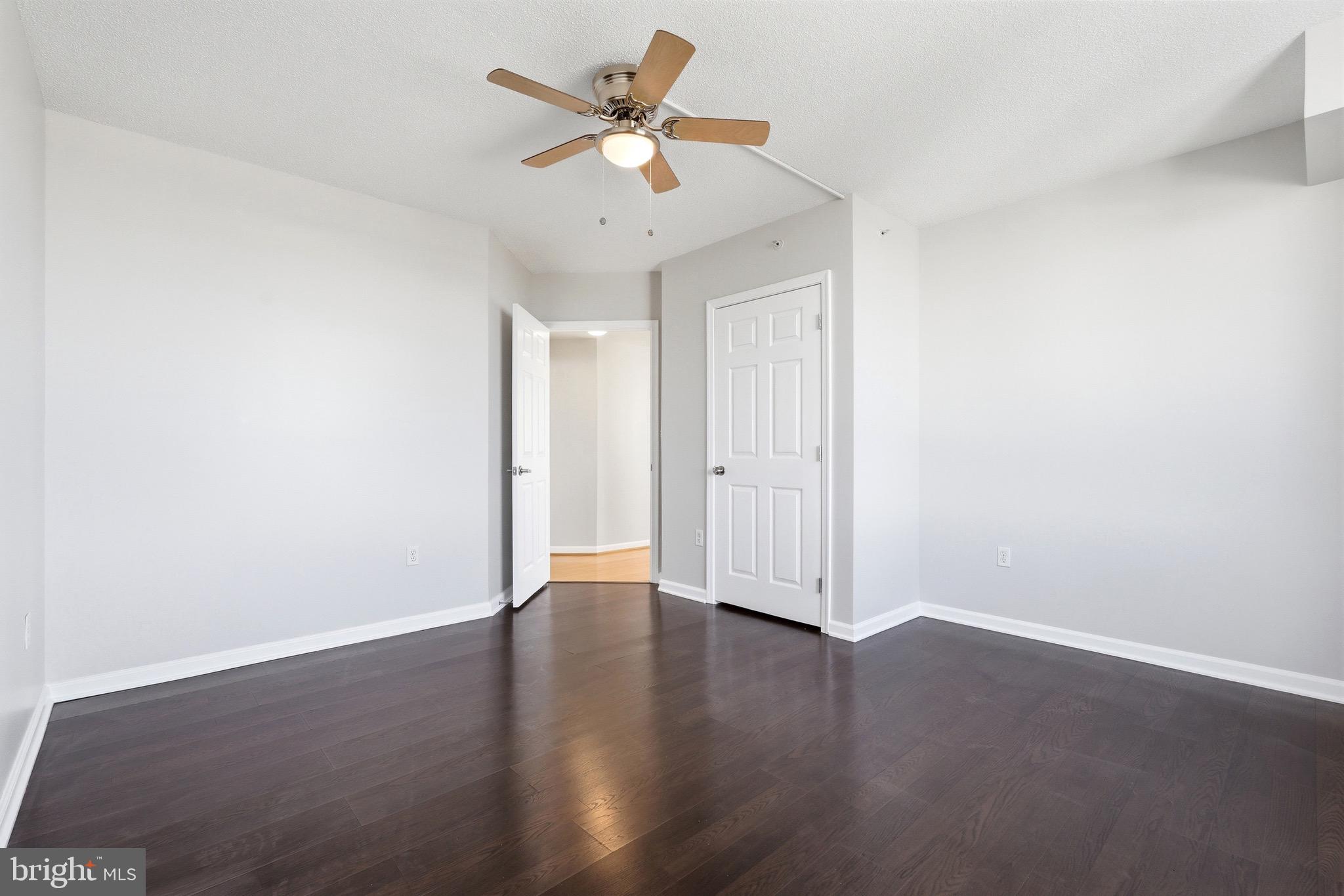 2726 Gallows Road, Unit 1108 Vienna, VA 22180 - Photo 22 of 27