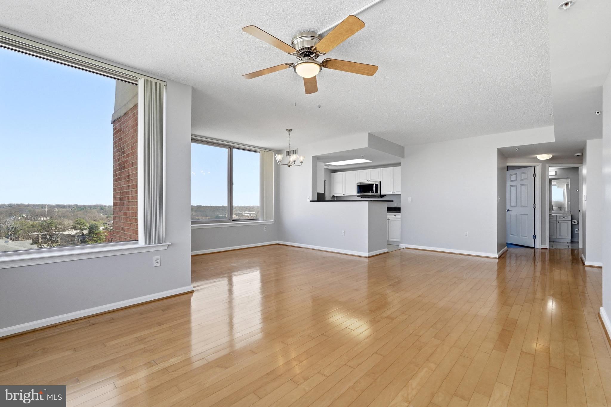 2726 Gallows Road, Unit 1108 Vienna, VA 22180 - Photo 8 of 27