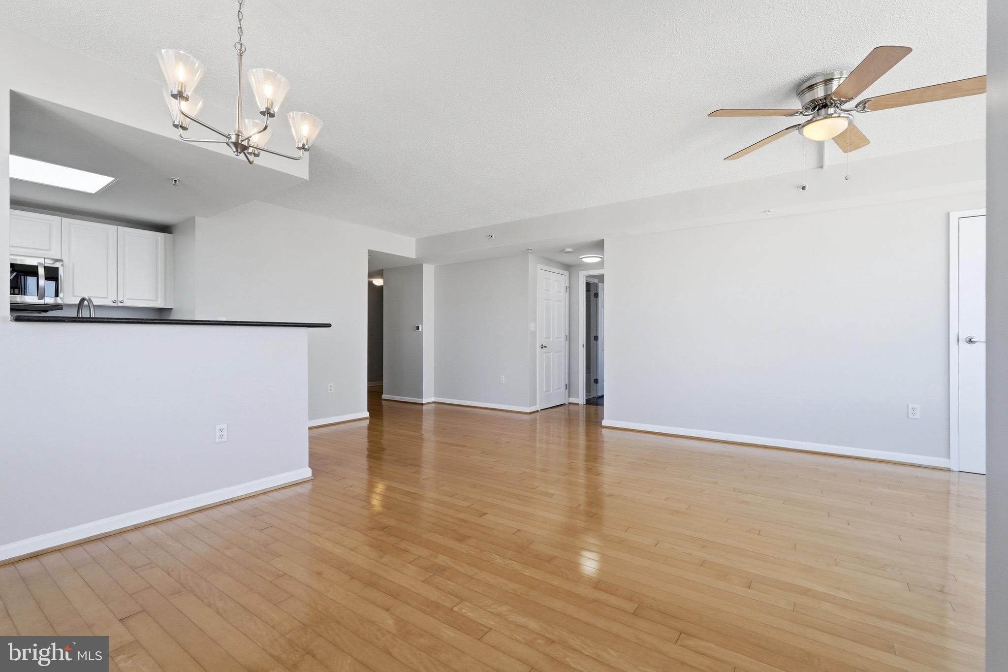 2726 Gallows Road, Unit 1108 Vienna, VA 22180 - Photo 10 of 27