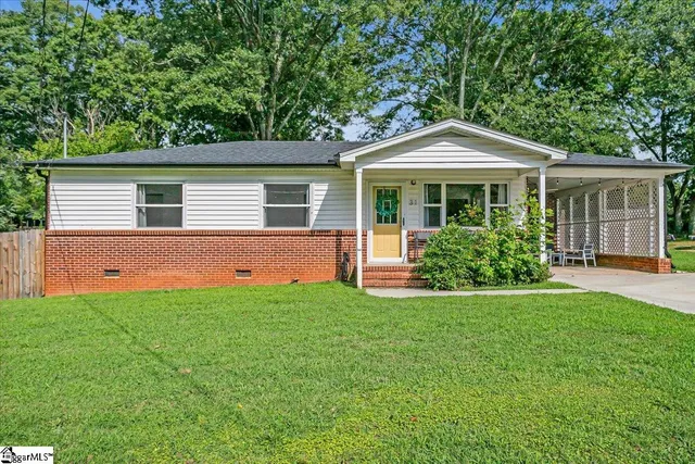 $269,999 | 31 Montis Drive, Greenville, SC 29617