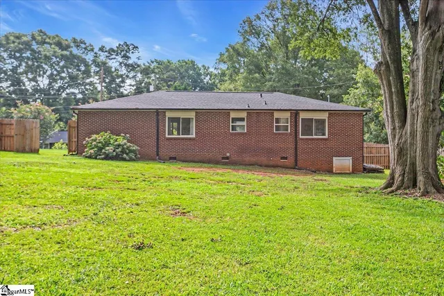 $269,999 | 31 Montis Drive, Greenville, SC 29617