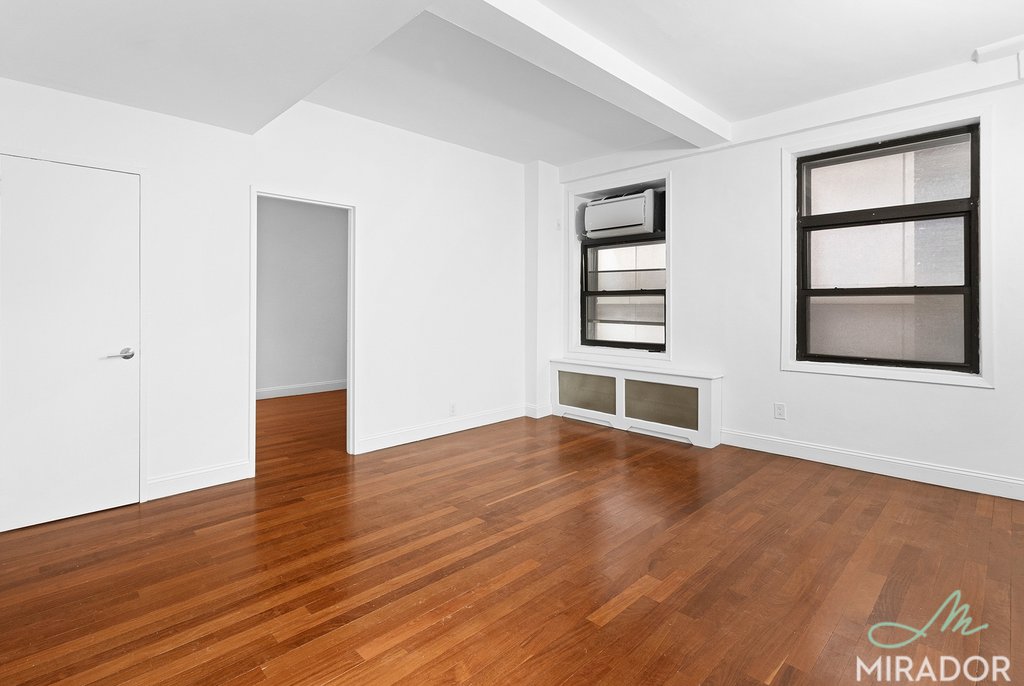 132 East 45th Street, Unit 4F Manhattan, NY 10017 - Photo 2 of 16