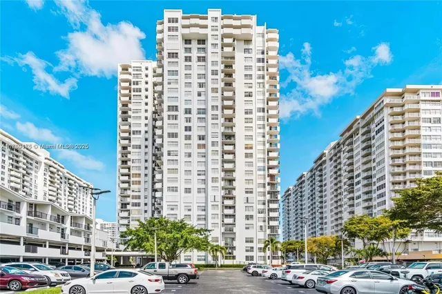$240,000 | 2750 Northeast 183rd Street, Unit 1701, Aventura, FL 33160