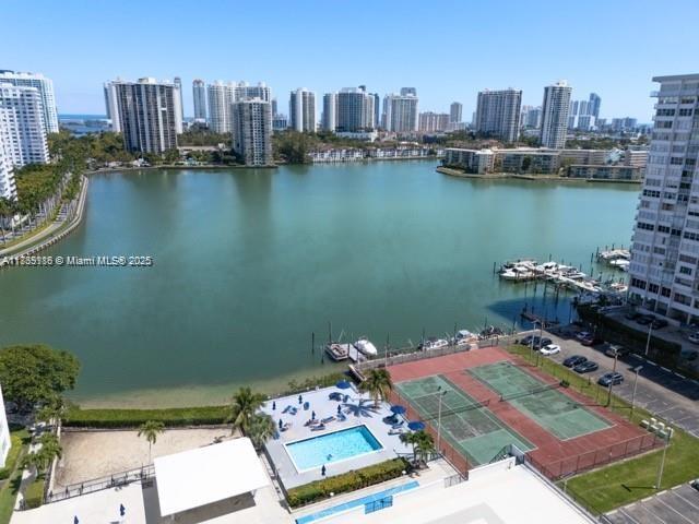 2750 Northeast 183rd Street, Unit 1701 Aventura, FL 33160 - Photo 35 of 40