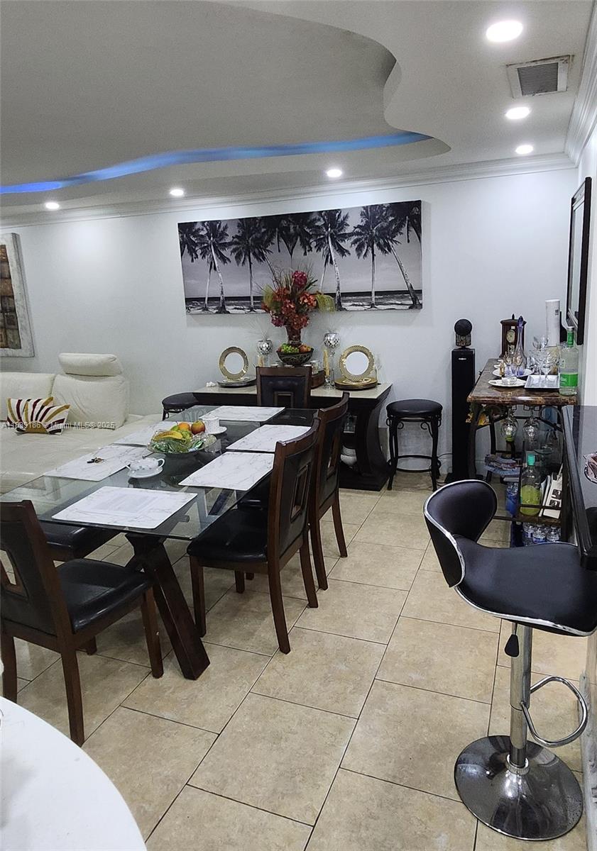 2750 Northeast 183rd Street, Unit 1701 Aventura, FL 33160 - Photo 6 of 40