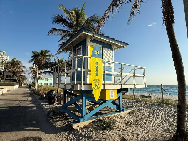 $5,626,000 | 5784 North Surf Road, Hollywood, FL 33019