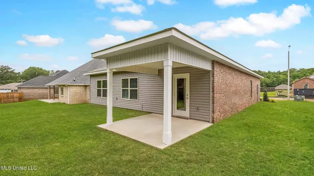 $229,900 | 5021 Fox Glen Drive, Jackson, MS 39212