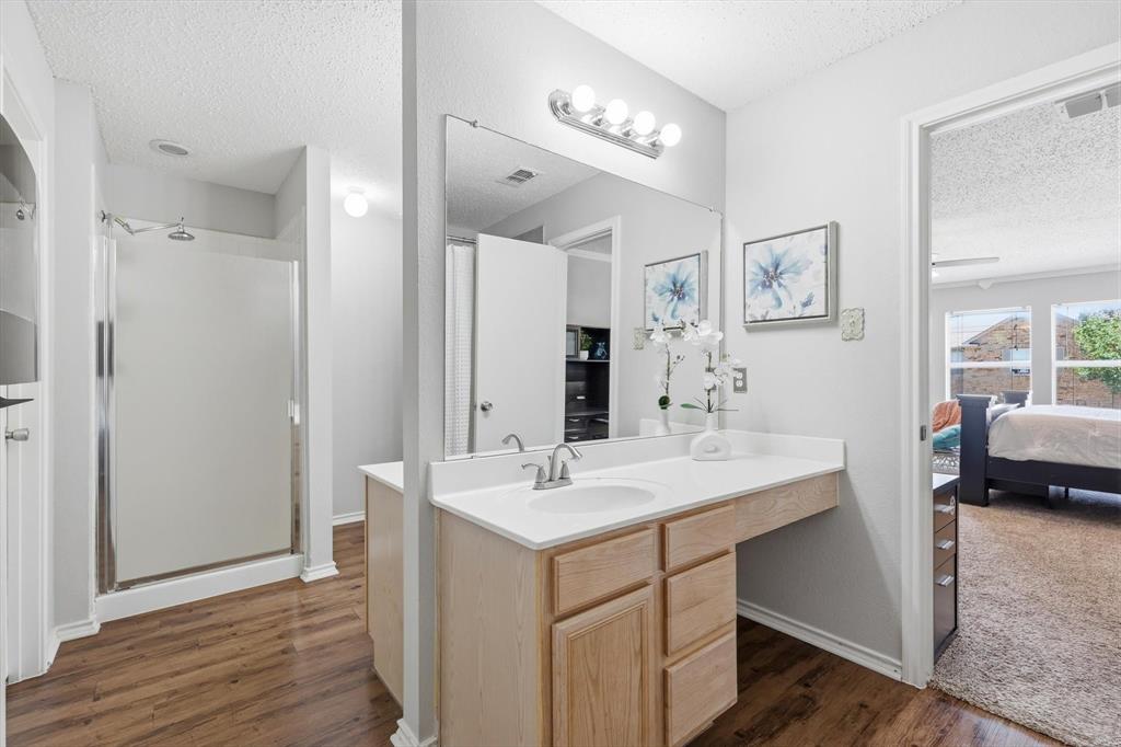 4209 Birch Creek Road Fort Worth, TX 76244 - Photo 28 of 40 split vanities