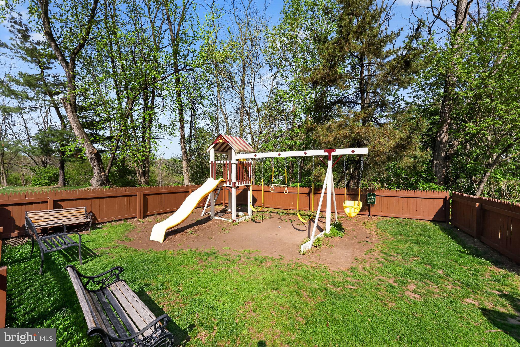 400 Glendale Road, Unit F35 Havertown, PA 19083 - Photo 32 of 36 a view of a park with slide