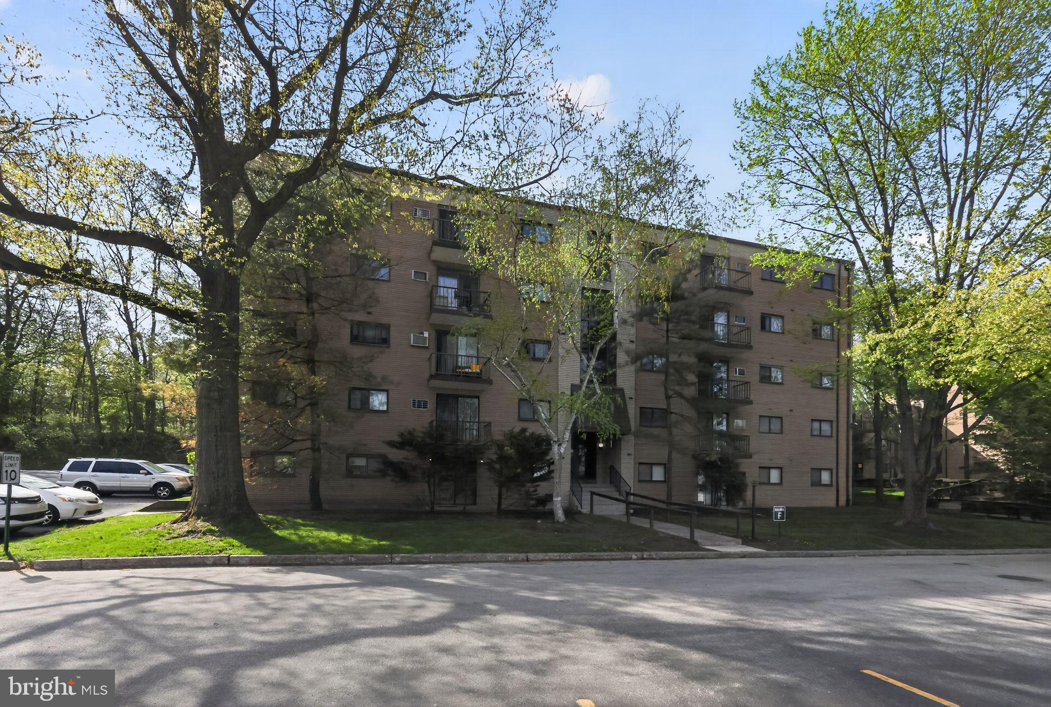 400 Glendale Road, Unit F35 Havertown, PA 19083 - Photo 35 of 36 a view of a street with a building in the background
