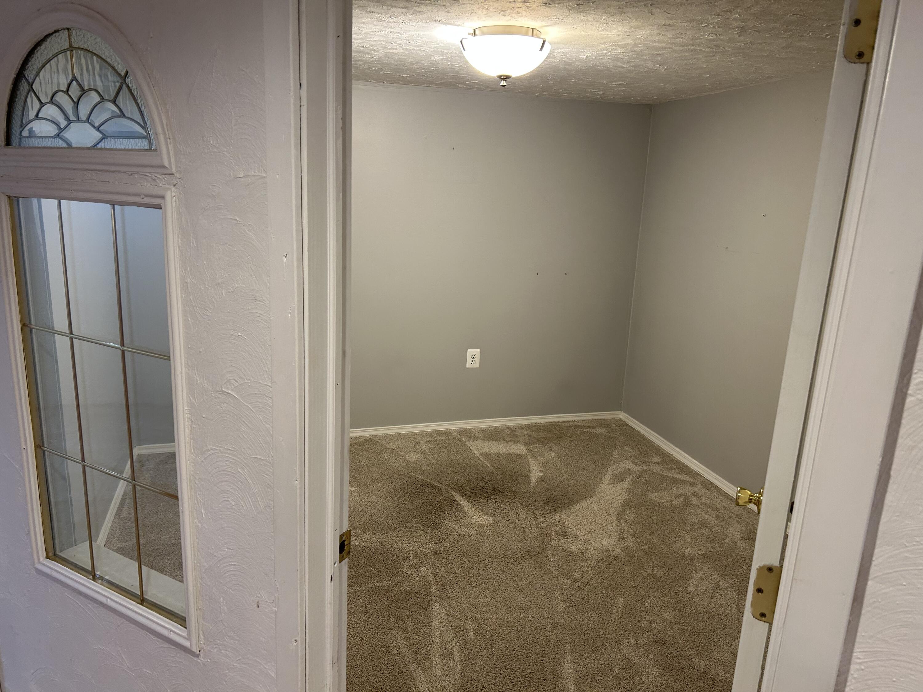 211 Whitney Drive Rochester Hills, MI 48307 - Photo 24 of 41 IMG_4536