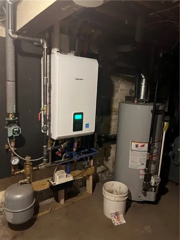 $459,900 | 5 Lakeside Avenue, Cranston, RI 02910