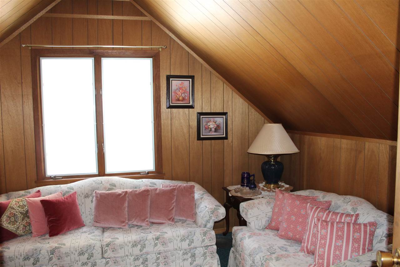 1440 Pikes Falls Road Jamaica, VT 05343 - Photo 11 of 16 Gallery Image 11