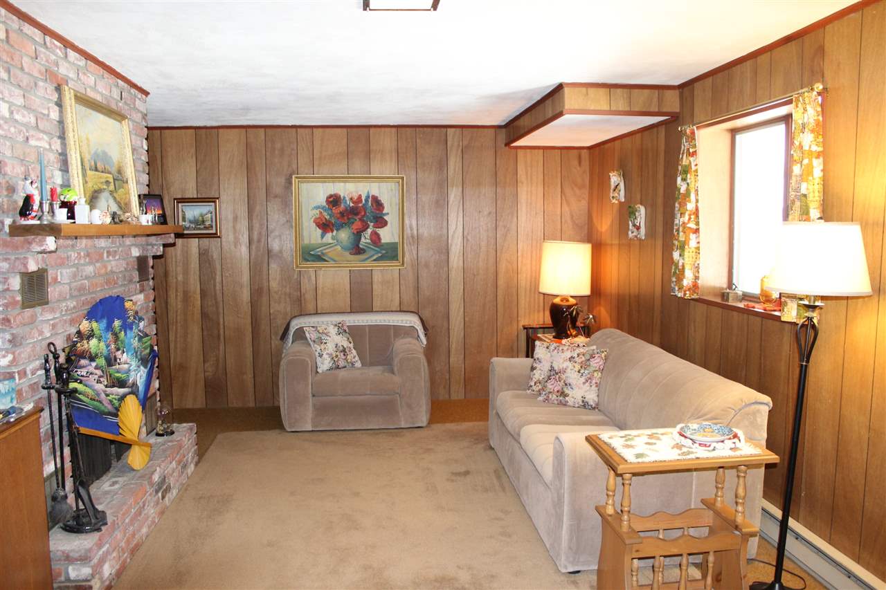 1440 Pikes Falls Road Jamaica, VT 05343 - Photo 3 of 16 Gallery Image 3