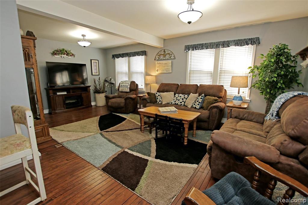 6363 Gale Road Atlas, MI 48411 - Photo 5 of 46 Gallery Image 5