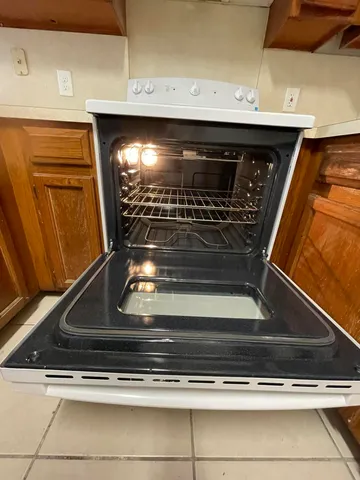 a close view of stove