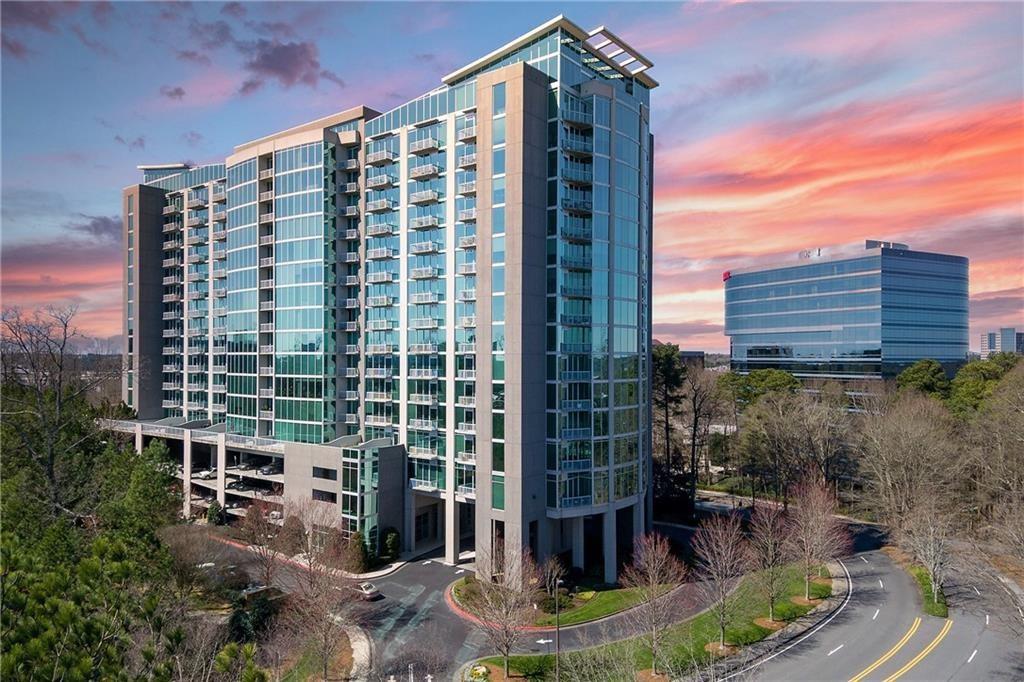 Horizon is a  273-unit, luxury hi-rise condominium located in unincorporated Atlanta within Cobb County, GA.