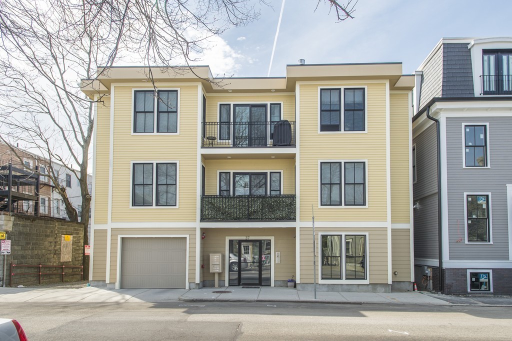 37 P Street, Unit 4 Boston, MA 02127 - Photo 13 of 13 front view of a building