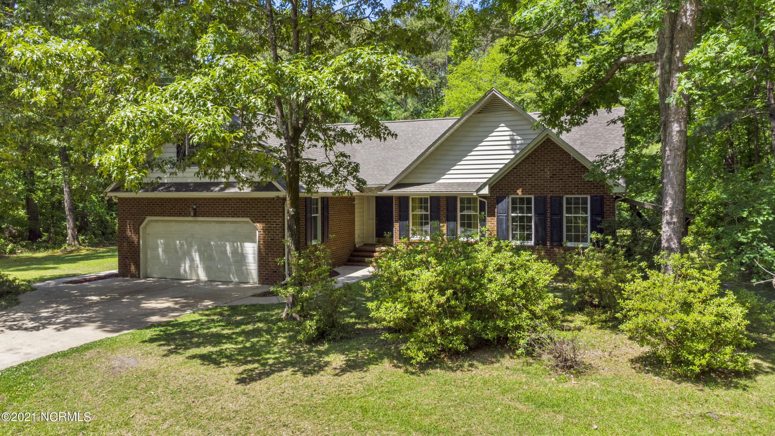 204 Culpeper Road New Bern, NC 28562 - Photo 5 of 47 204 Culpeper Rd-15
