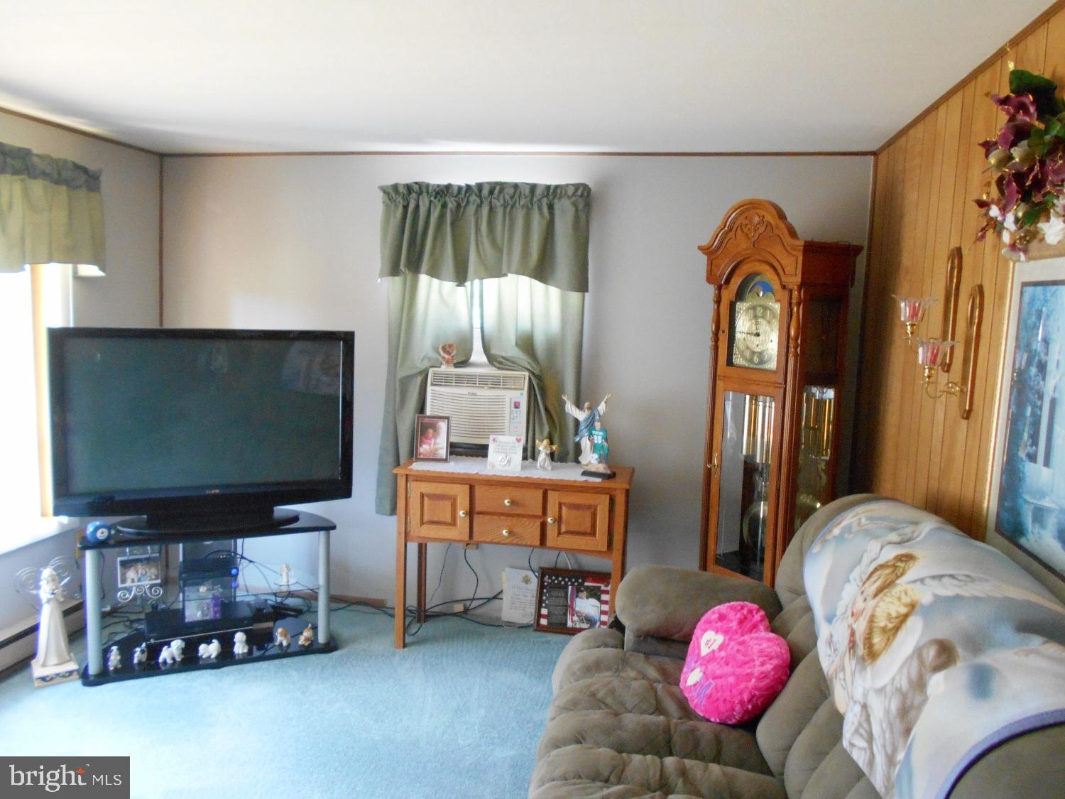 515 East 11th Avenue Ranson, WV 25438 - Photo 2 of 24 Gallery Image 2