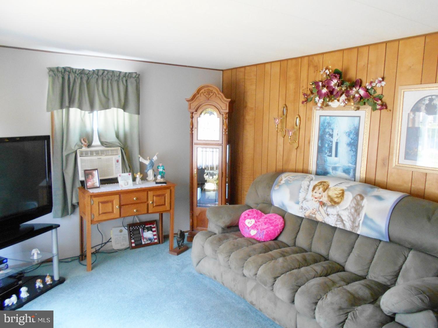 515 East 11th Avenue Ranson, WV 25438 - Photo 3 of 24 Gallery Image 3